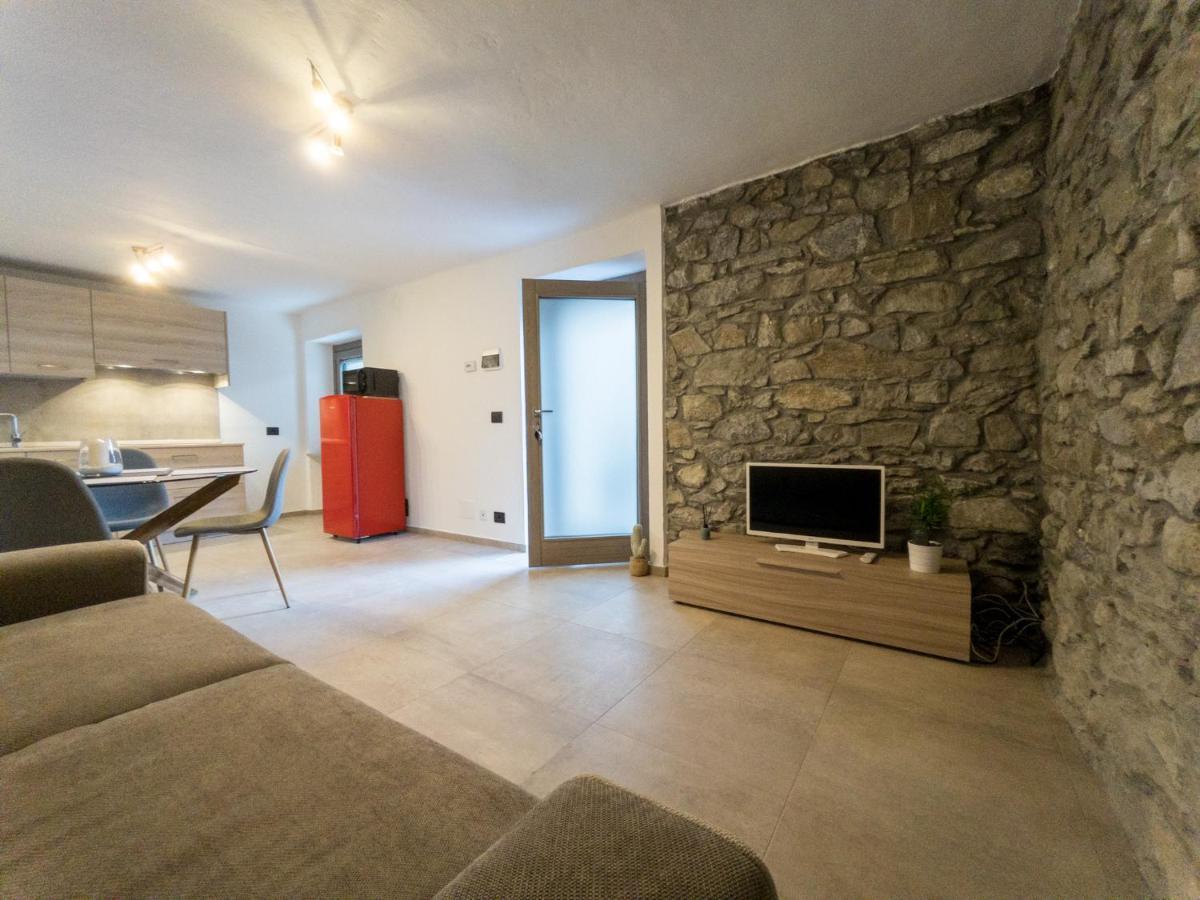 La Maison De Papagran Cir Charvensod-0007 * Aosta